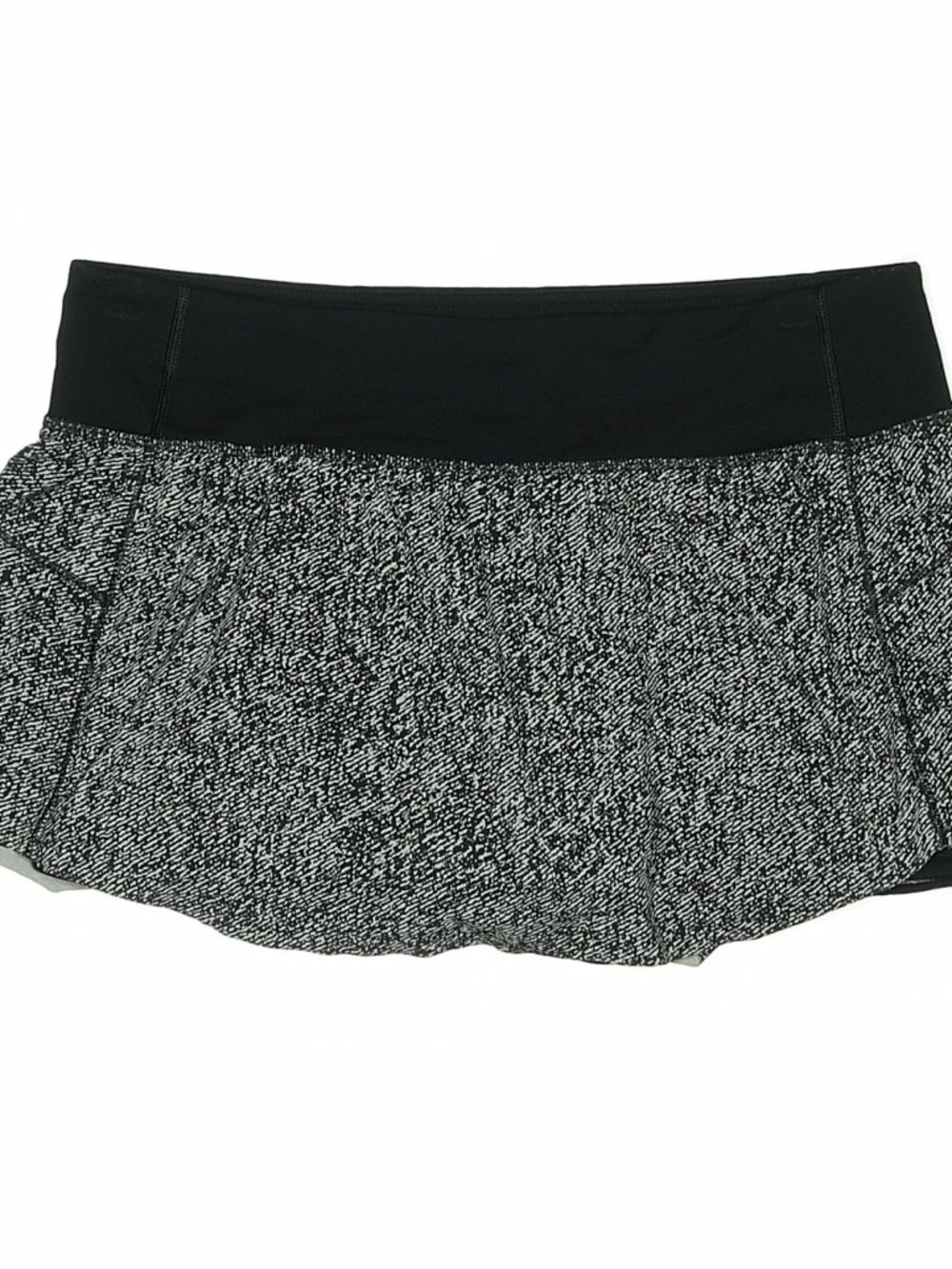 lululemon black active skirt with white care label